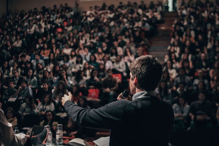 Craft Blog Post: 7 ways to end your presentation with style