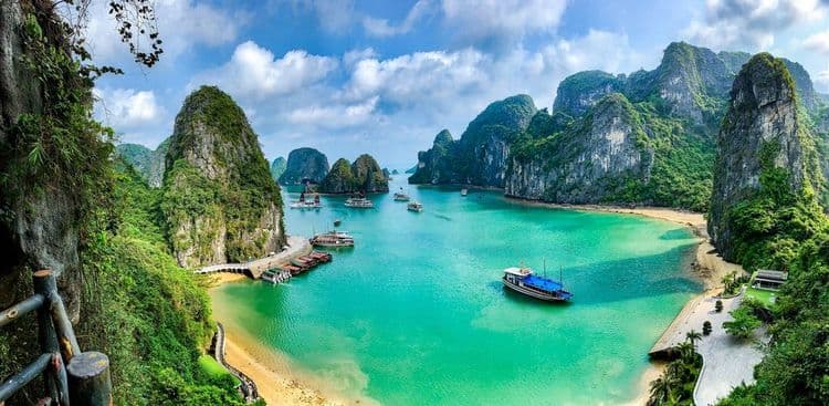 Craft Blog Post: Craft those Travel Plans this Summer!