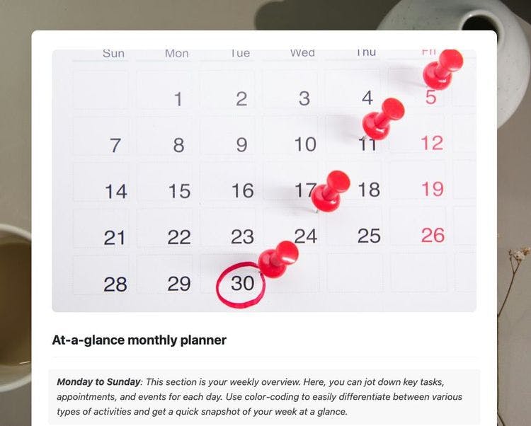 Craft Free Template: At-a-glance monthly planner in Craft