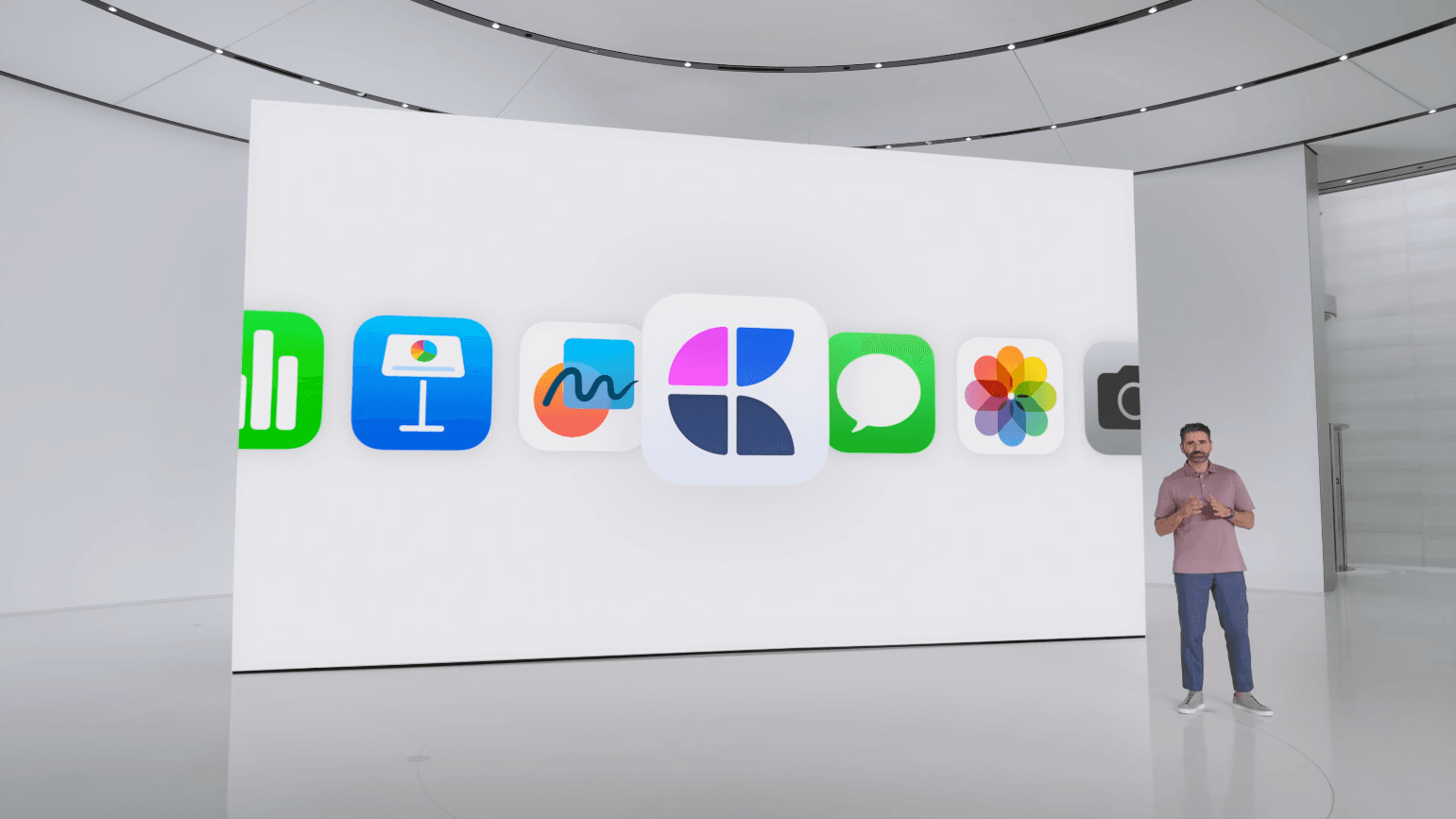 Apple - WWDC 2024 — June 10 Apple [RXeOiIDNNek - 1541x867 - 1h28m02s].png